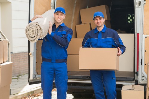 Packing and transport support for a Camdentown relocation