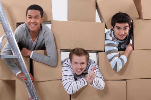 Local moving help for flats and small businesses in Camdentown